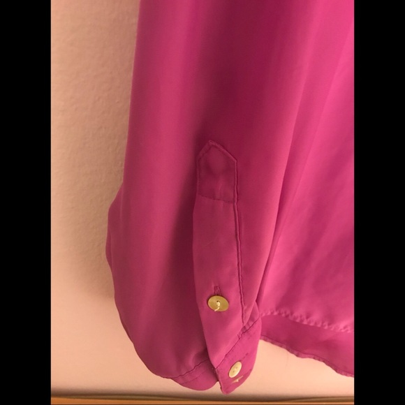 Magenta blouse! - Picture 3 of 6